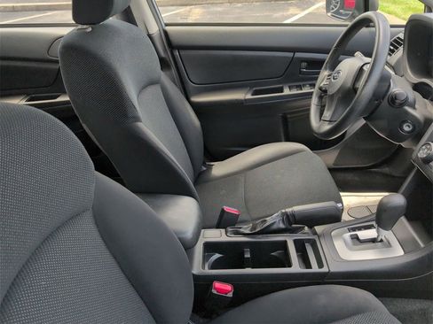 Used 2013 Subaru Impreza 2.0i image 12