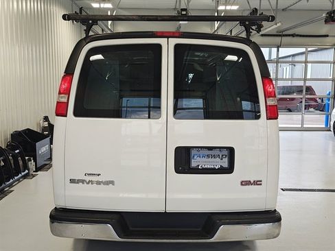 Used 2020 GMC Savana 2500 w/ Driver Convenience Package image 4