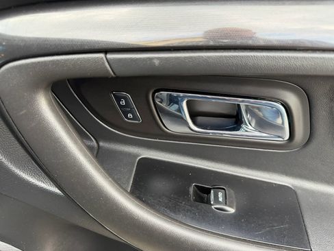 Used 2015 Ford Taurus SHO w/ Equipment Group 401A image 29