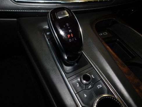 Used 2021 Cadillac Escalade ESV Sport Platinum w/ Heavy-Duty Trailer Package image 25