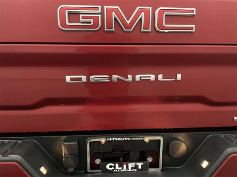 Used 2020 GMC Sierra 2500 Denali w/ Denali Ultimate Package image 25