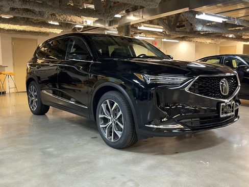 Certified 2023 Acura MDX SH-AWD w/ Technology Package image 2
