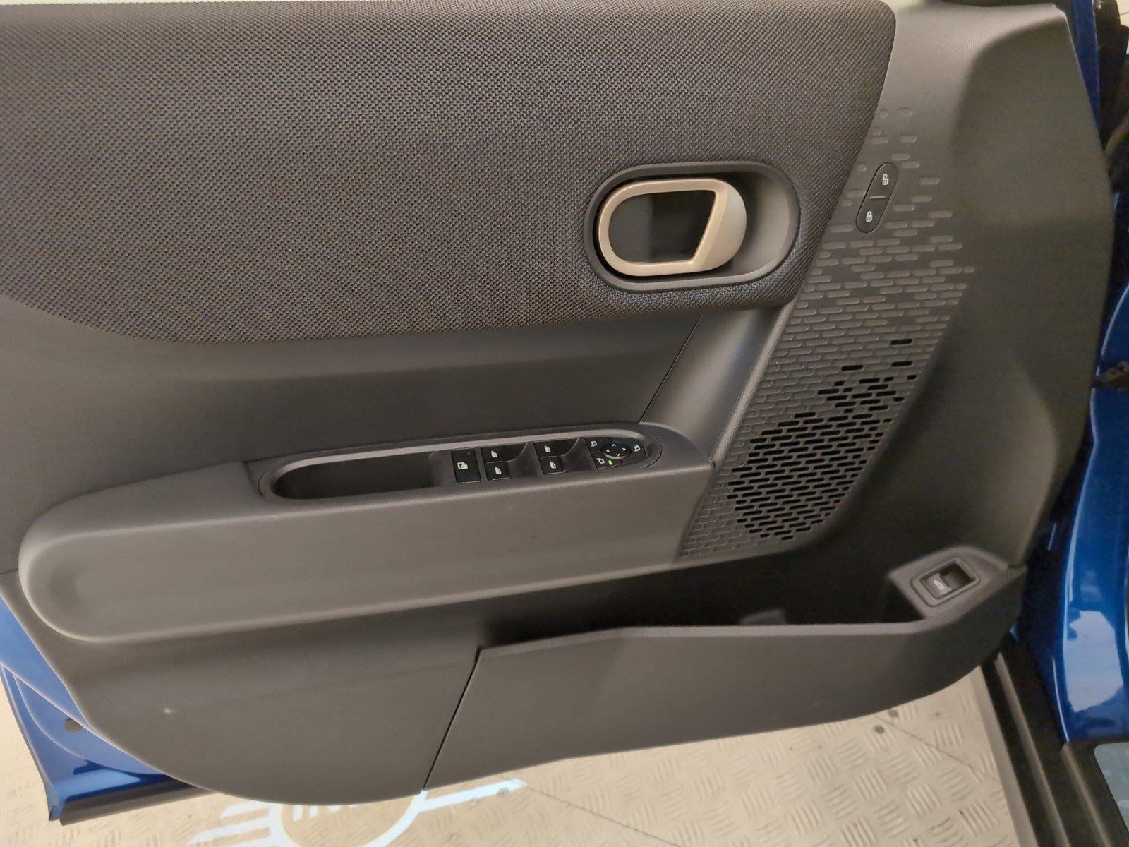 Used 2025 MINI Cooper S FWD image 11