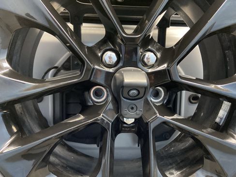 Used 2024 Jeep Wrangler Sahara image 34