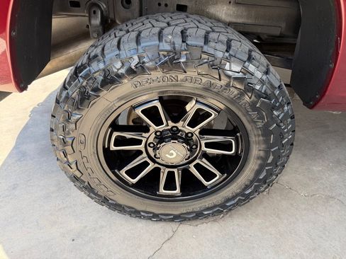 Used 2017 RAM 2500 SLT w/ Luxury Group AWD/4WD image 48