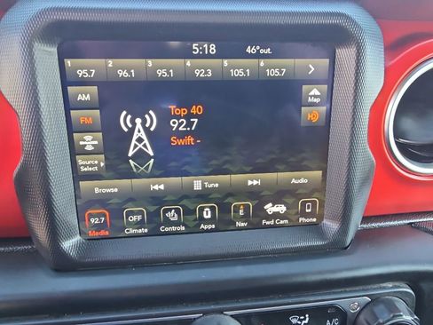 Used 2021 Jeep Wrangler Unlimited Rubicon AWD/4WD image 13