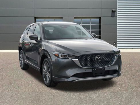Used 2025 MAZDA CX-5 Signature AWD/4WD image 1