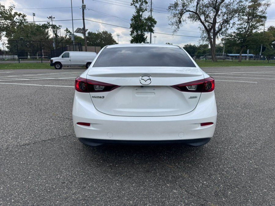 Used 2016 MAZDA MAZDA3 i Touring w/ Popular Equipment Package FWD image 6