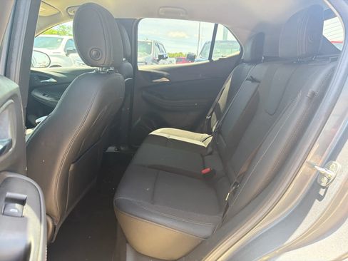Used 2022 Buick Encore GX Select w/ Sport Touring Package FWD image 24