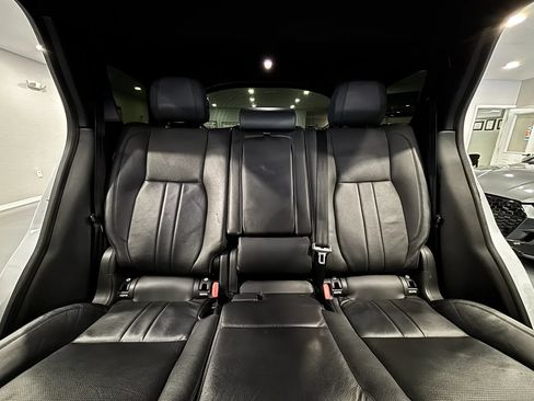Used 2019 Land Rover Discovery Sport HSE AWD/4WD image 25