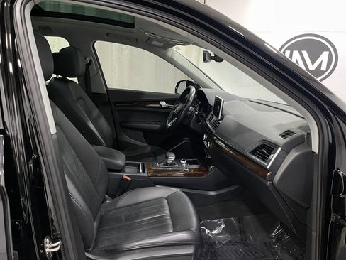 Used 2018 Audi Q5 2.0T Premium Plus w/ Premium Plus Package image 33