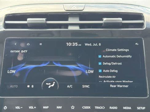 Used 2024 Hyundai Tucson Limited AWD/4WD image 16
