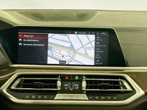 Used 2022 BMW X5 sDrive40i w/ M Sport Package image 23