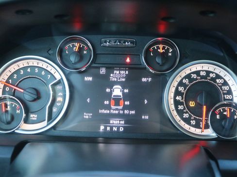 Used 2018 RAM 2500 Big Horn image 20