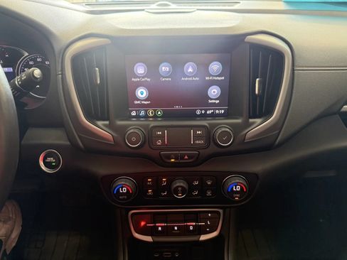 Used 2022 GMC Terrain AT4 w/ Infotainment Package II AWD/4WD image 39
