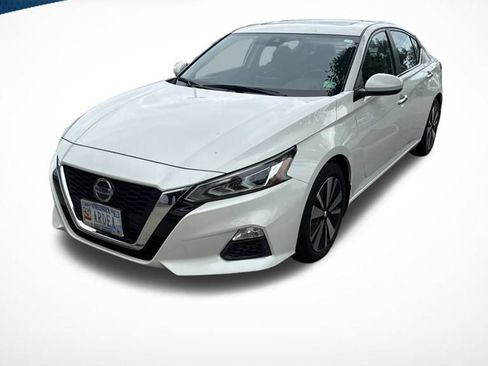 Used 2021 Nissan Altima 2.5 SV w/ SV Premium Package FWD image 1