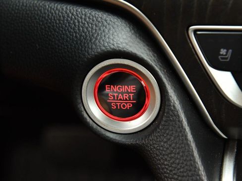 Certified 2022 Honda Accord Touring image 18