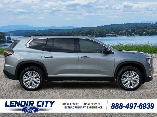 Used 2026 GMC Acadia Elevation w/ Elevation Premium Package FWD image 2