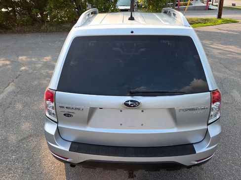 Used 2011 Subaru Forester 2.5X Touring AWD/4WD image 14