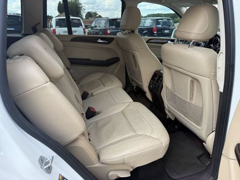 Used 2017 Mercedes-Benz GLS 450 4MATIC image 30