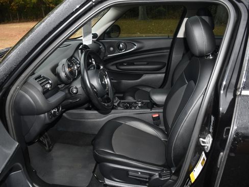 Used 2017 MINI Cooper Clubman ALL4 image 8