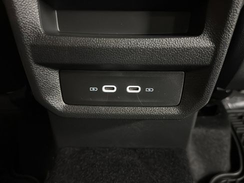 New 2026 Volkswagen Taos SE AWD/4WD image 33