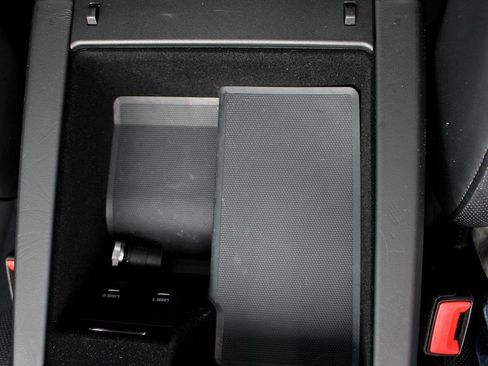 Used 2020 Porsche Cayenne Turbo S image 18