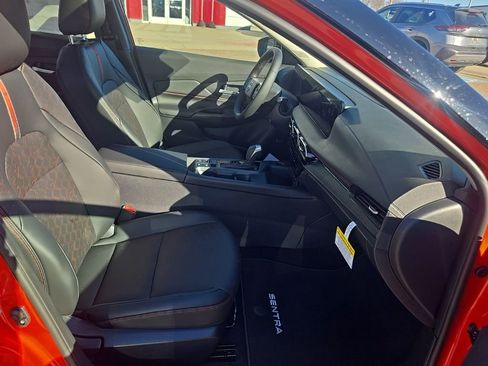 New 2026 Nissan Sentra SR FWD image 25