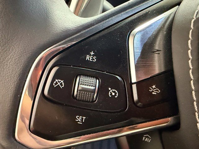 Used 2024 Chevrolet Corvette Stingray Premium Cpe w/ Z51 Performance Package RWD image 23