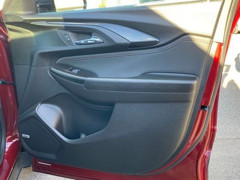 Used 2022 Chevrolet TrailBlazer RS w/ Sun and Liftgate Package image 30