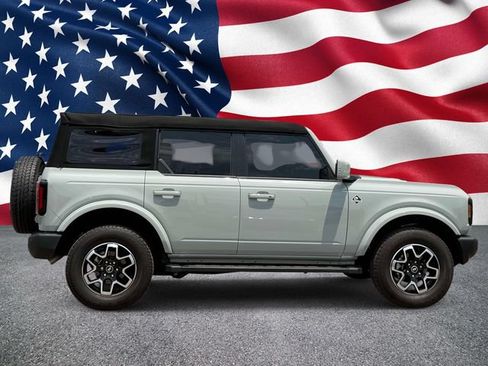 Used 2024 Ford Bronco Outer Banks AWD/4WD image 5