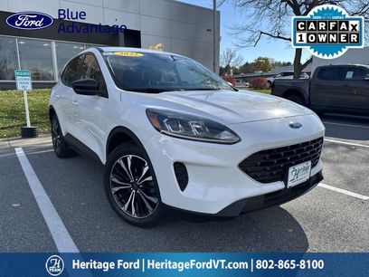 Used 2022 Ford Escape SE w/ SE Sport Appearance Package