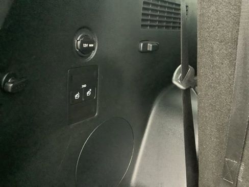 Used 2023 Hyundai Palisade SE image 13