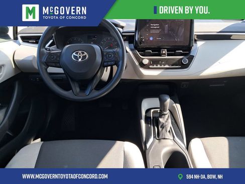 Used 2024 Toyota Corolla LE w/ LE Convenience Package FWD image 19