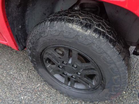 Used 2012 Chevrolet Colorado W/T image 20