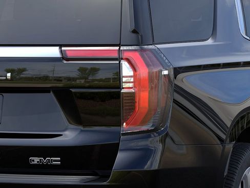 New 2026 GMC Yukon Denali AWD/4WD image 11