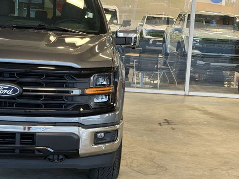 Used 2025 Ford F150 XLT w/ Equipment Group 302A MID image 11