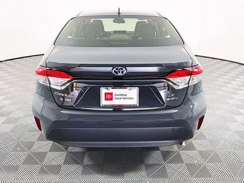 Certified 2025 Toyota Corolla LE image 22