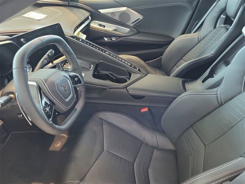 New 2025 Chevrolet Corvette Stingray Premium Cpe w/ Z51 Performance Package image 9