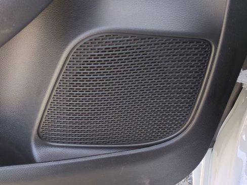 New 2026 Chrysler Pacifica Select image 27