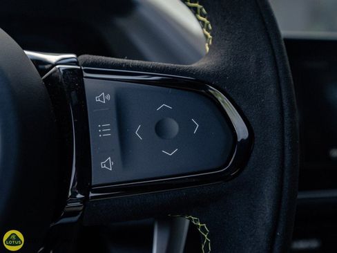 Used 2026 Lotus Emira SE image 11