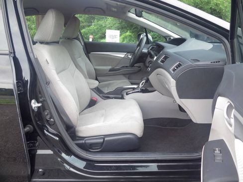 Used 2013 Honda Civic Hybrid Sedan image 22
