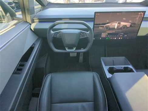 Used 2024 Tesla Cybertruck AWD Crew Cab image 15