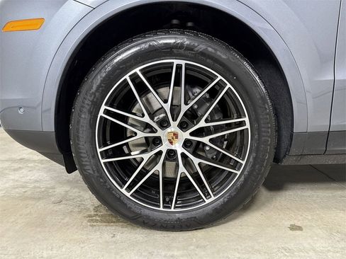 New 2026 Porsche Cayenne Coupe image 13