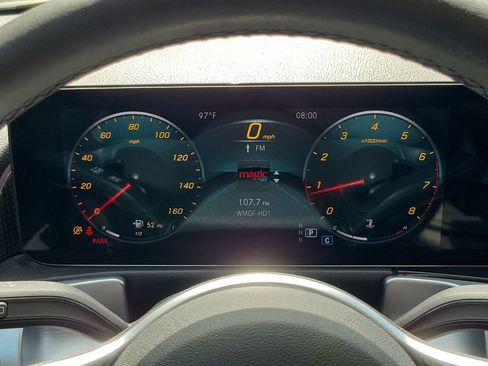 Used 2022 Mercedes-Benz GLB 250 image 23