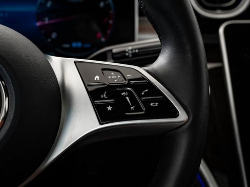 Used 2022 Mercedes-Benz C 300 4MATIC Sedan image 32