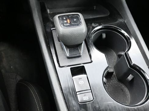 Used 2023 Nissan Rogue SV image 19