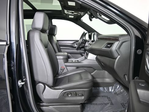 Used 2023 Chevrolet Tahoe LT w/ LT Signature Plus Package AWD/4WD image 13