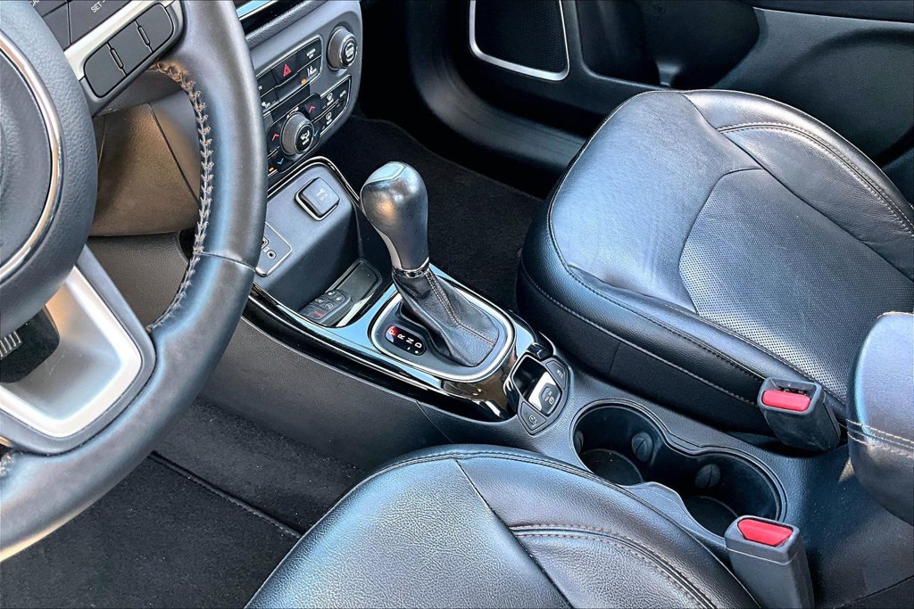 Used 2018 Jeep Compass Limited w/ Navigation Group FWD image 14