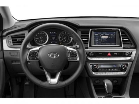 Used 2018 Hyundai Sonata Limited image 10